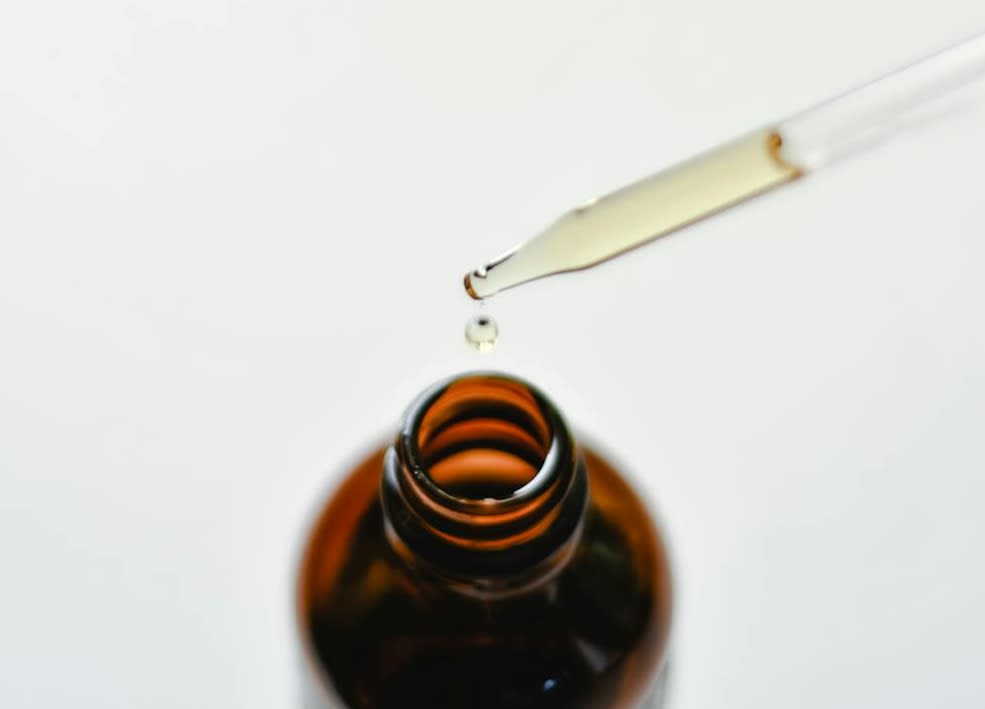 Why You Should Add Herbal Hair Growth Oils to Your Routine