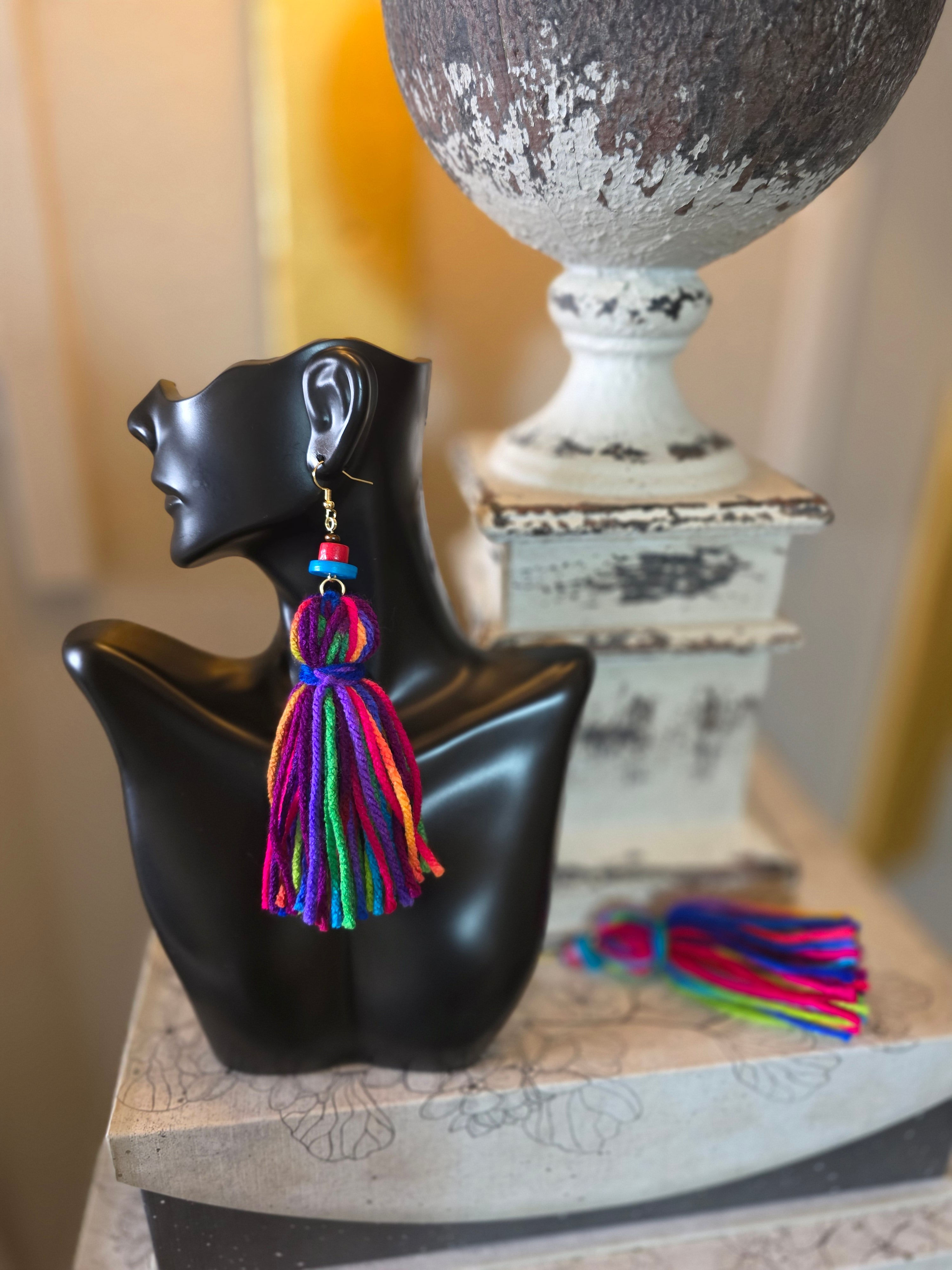 MULTI-COLOR YARN EARRING