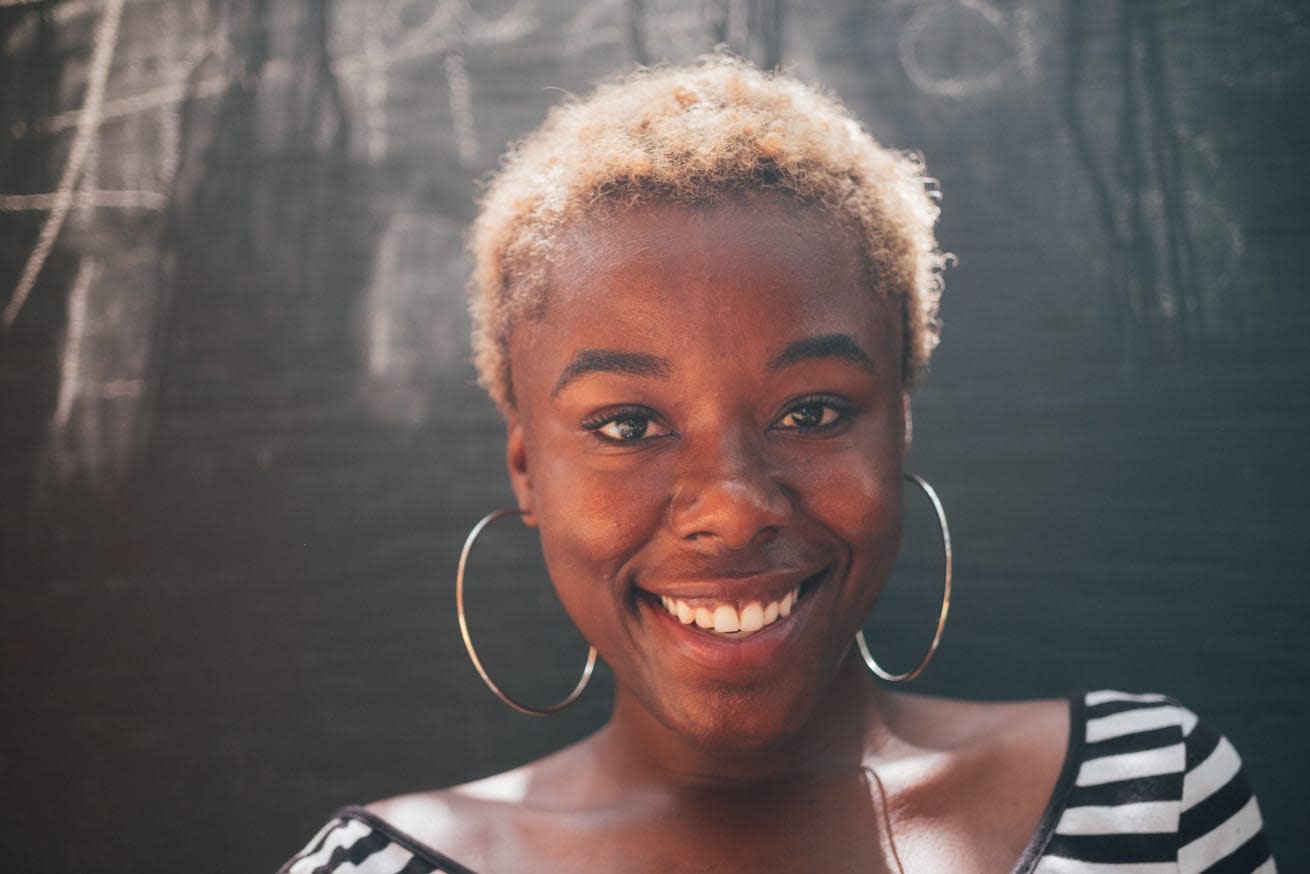 How to Keep Hair Moisturized: Expert Advice for Short Afro Hair