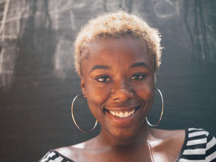 How to Keep Hair Moisturized: Expert Advice for Short Afro Hair