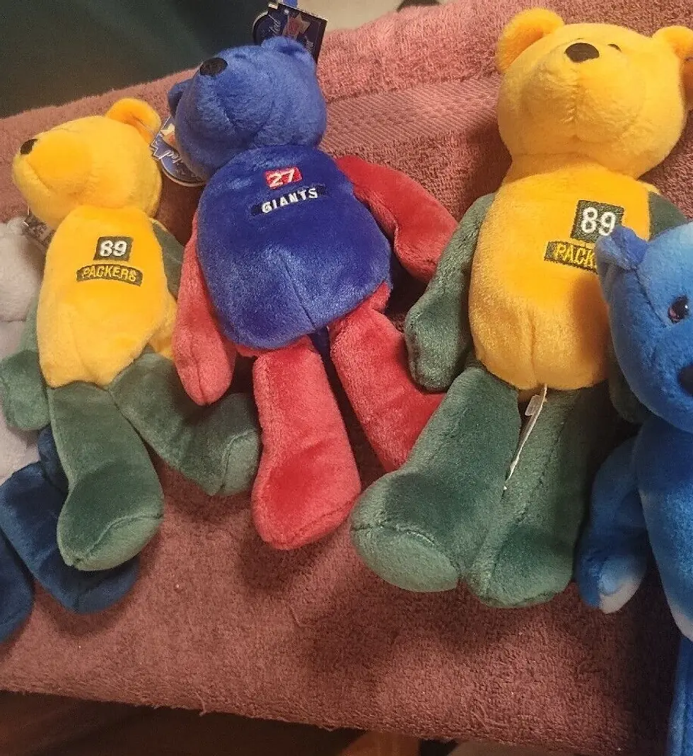 Thumbnail: 6 1998 Limited Treasures NFL Plush Bears