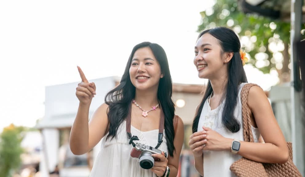 What Mature Women Should Pack For Spring And Fall Trips