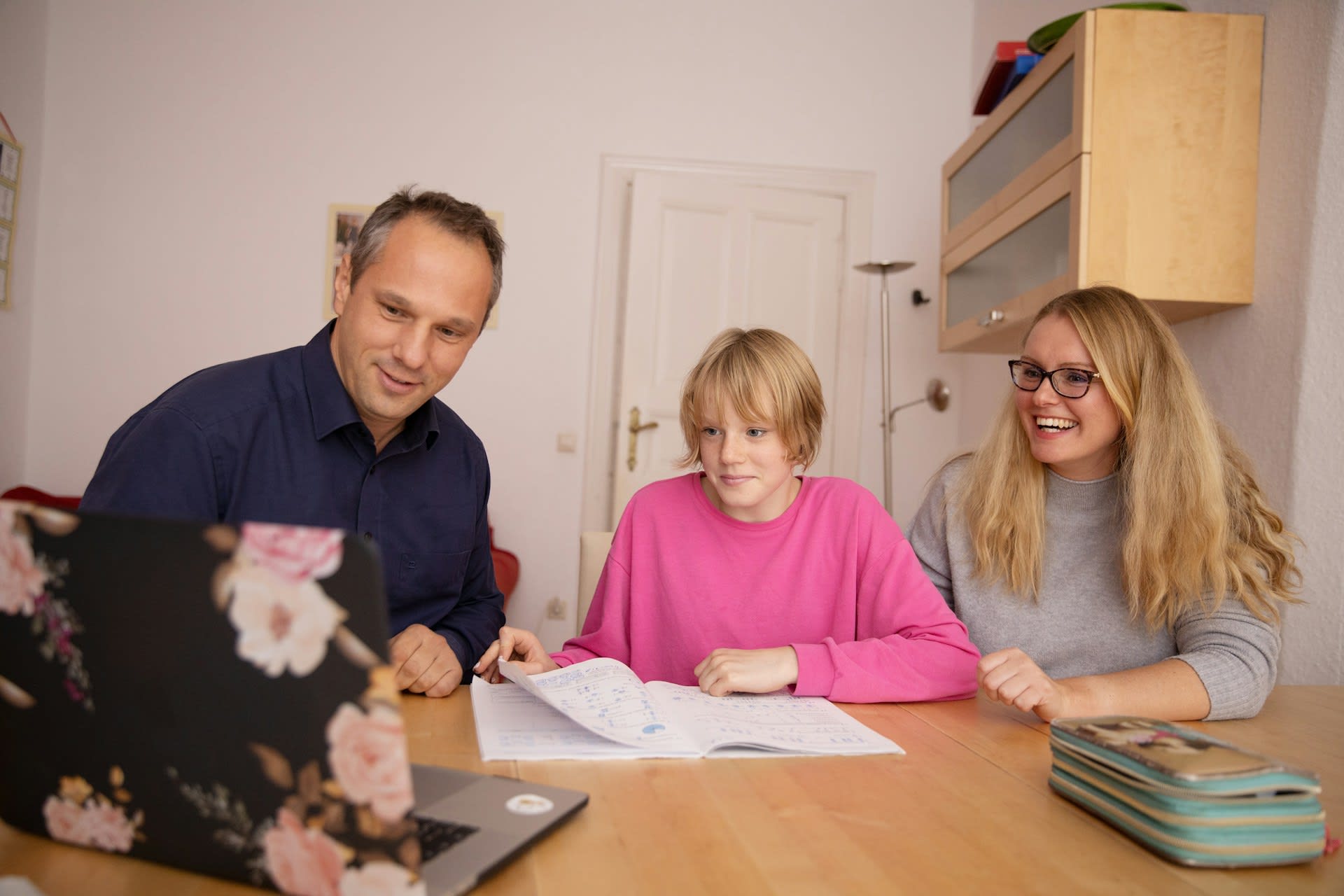 5 Tips for Searching and Applying For Scholarships In 2026