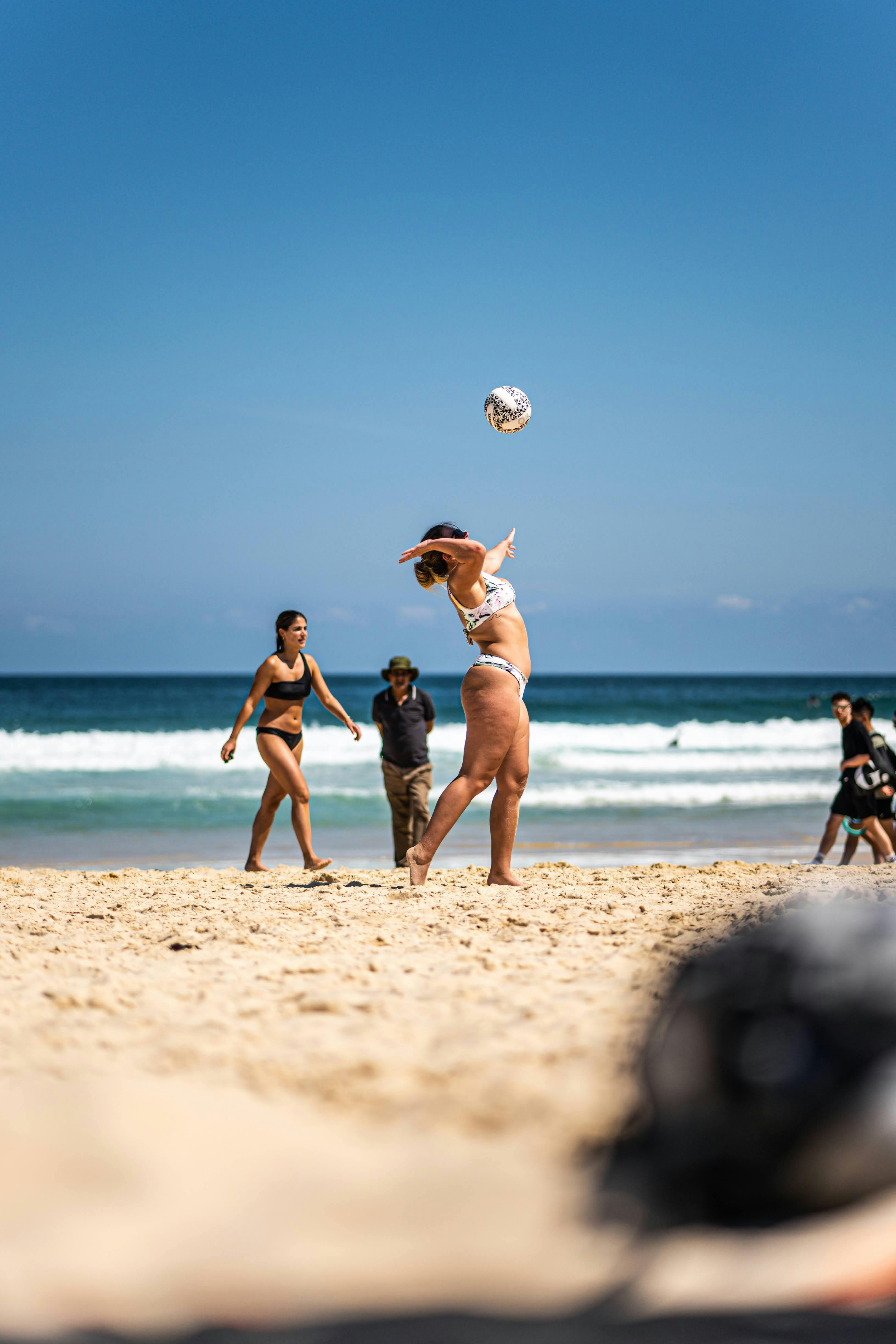 Understanding and Managing Social Anxiety in Summer Social Events