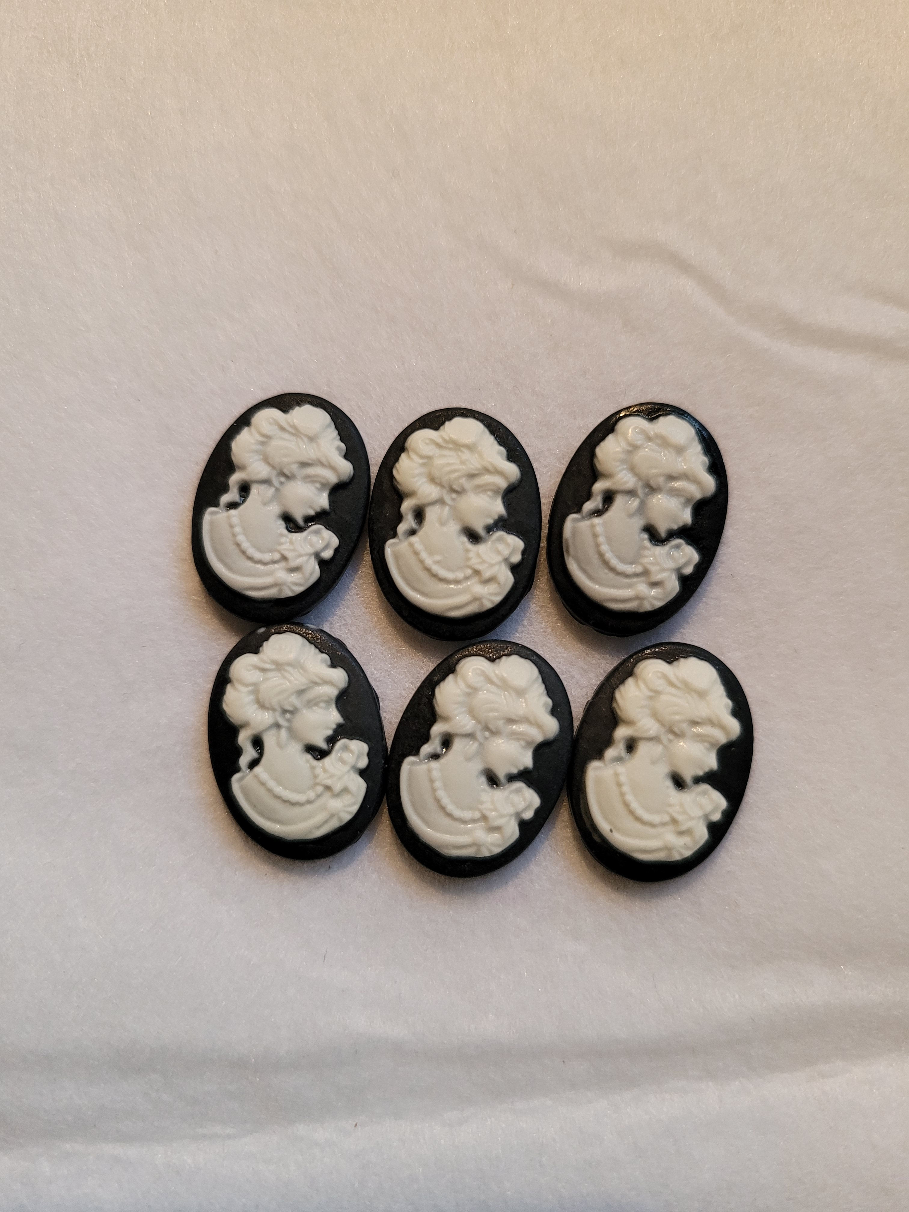 Lot of 6 Black and White Cameo Cab