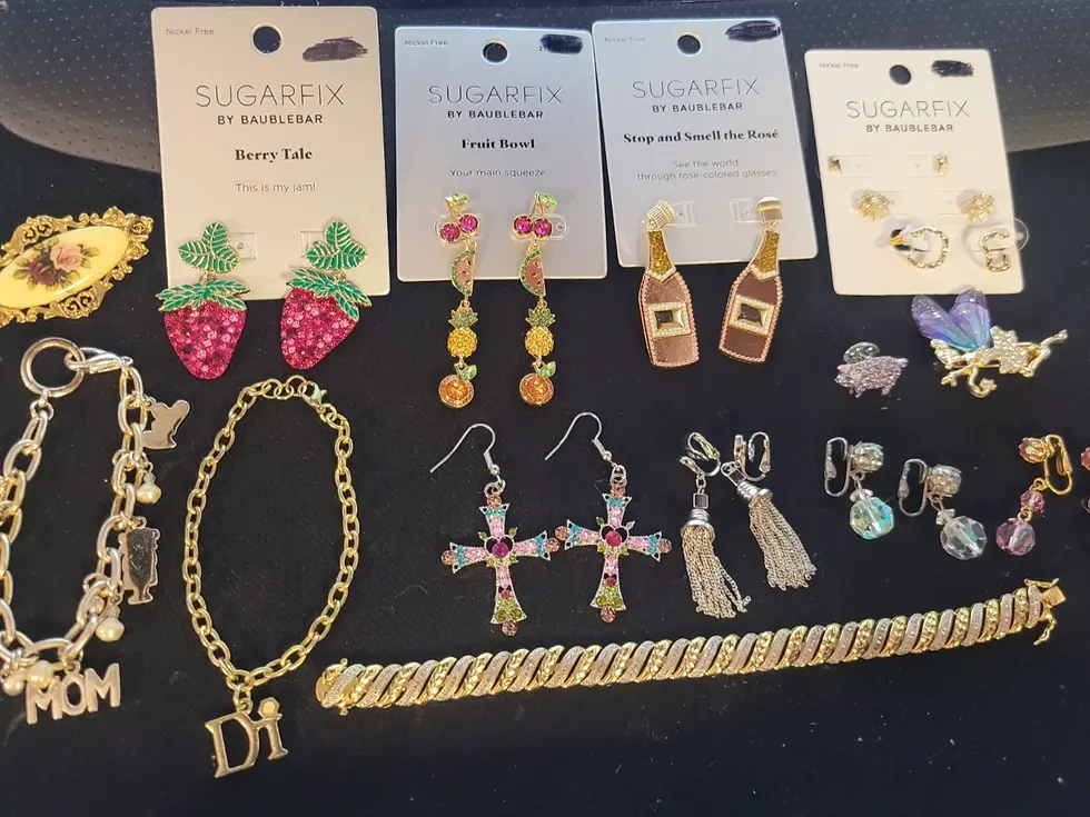 Thumbnail: Lot of Women's Earrings & More Accessories