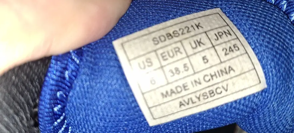 Thumbnail: Boys Size 6 Women's Size 8 HIGH TOP Basketball Sneakers 