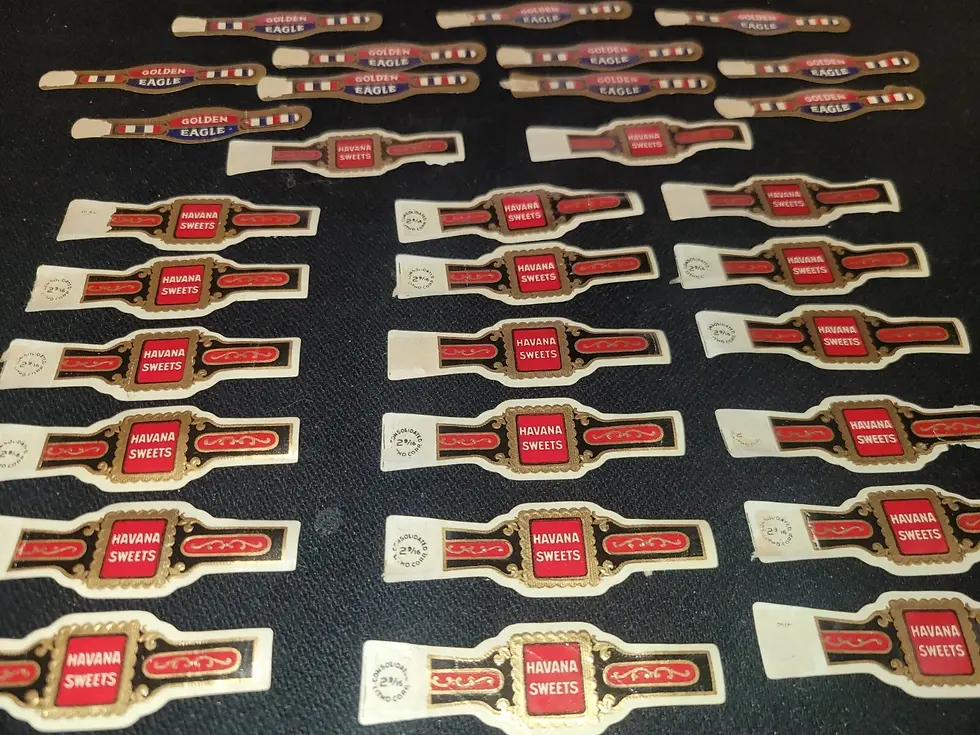 Thumbnail: 30 Vintage Havana Sweets & Golden Eagle Bands