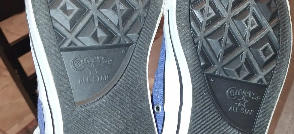 Thumbnail: Boys Size 7 Women's Size 9 High Top Blue Converse sneakers 