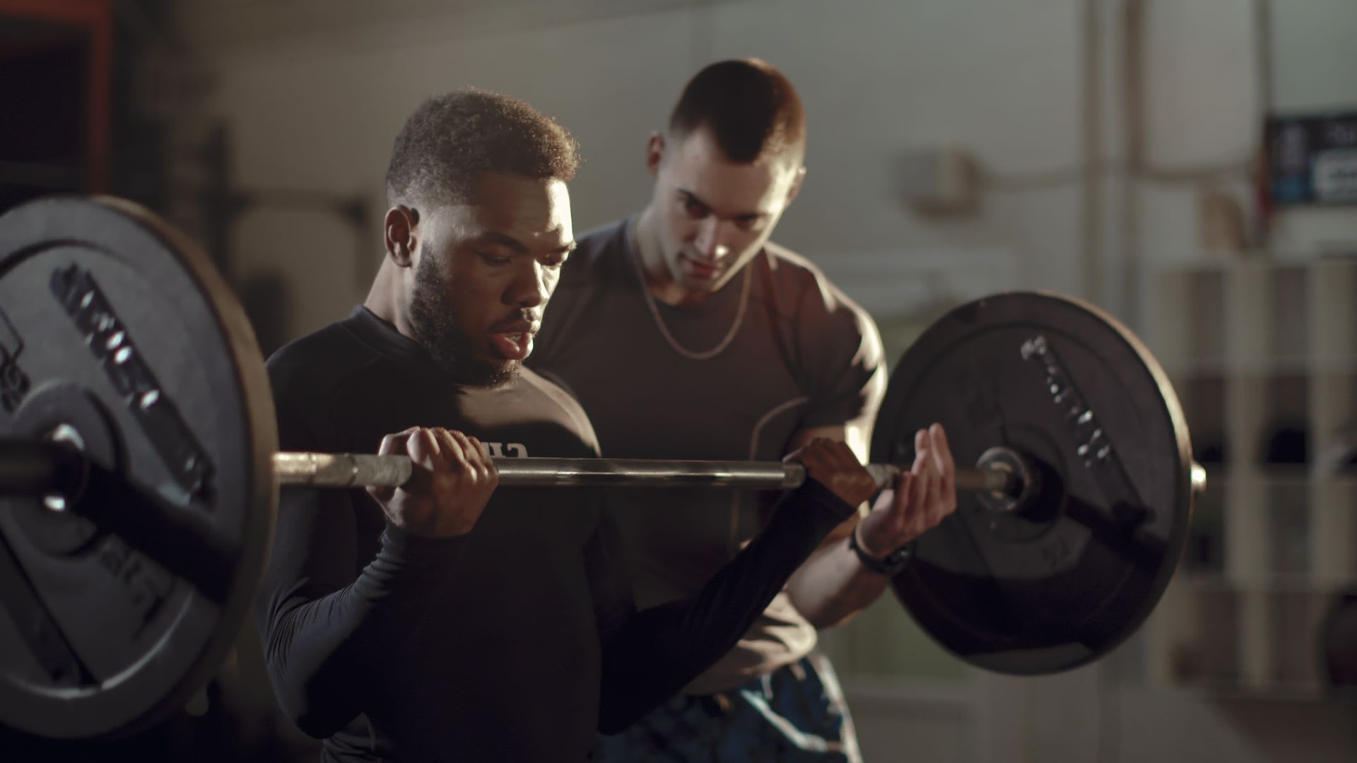 Should I Use a Massage Gun Before or After Workout? Timing Tips for Optimal Results