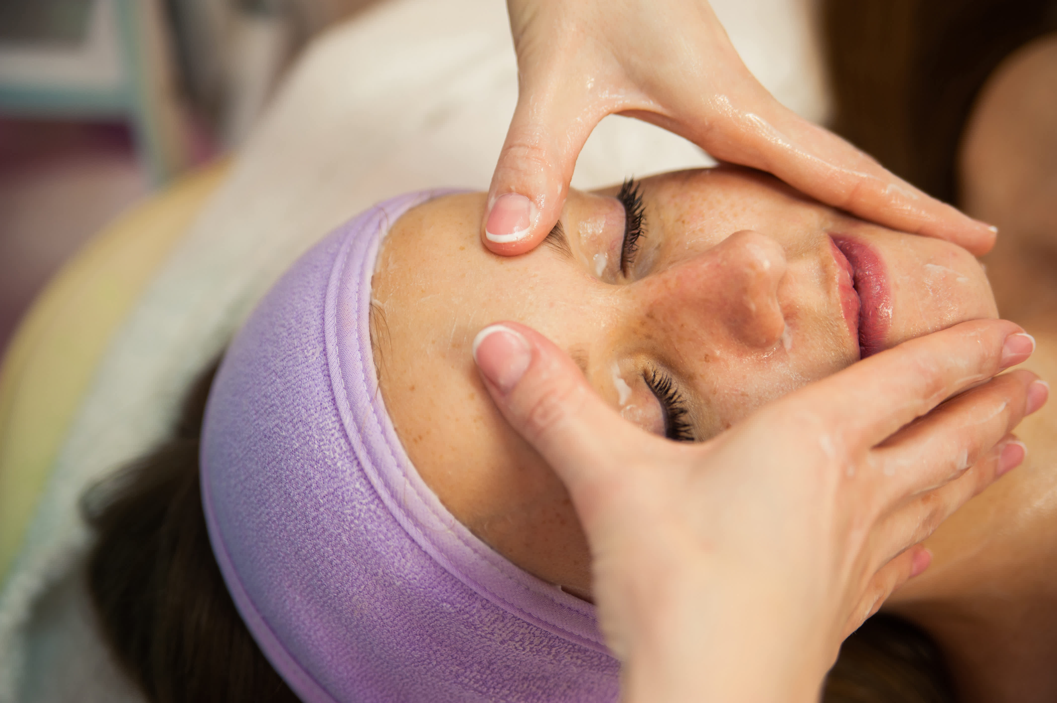Fresh Start for Fresh Skin: Your 2024 Skincare Goals