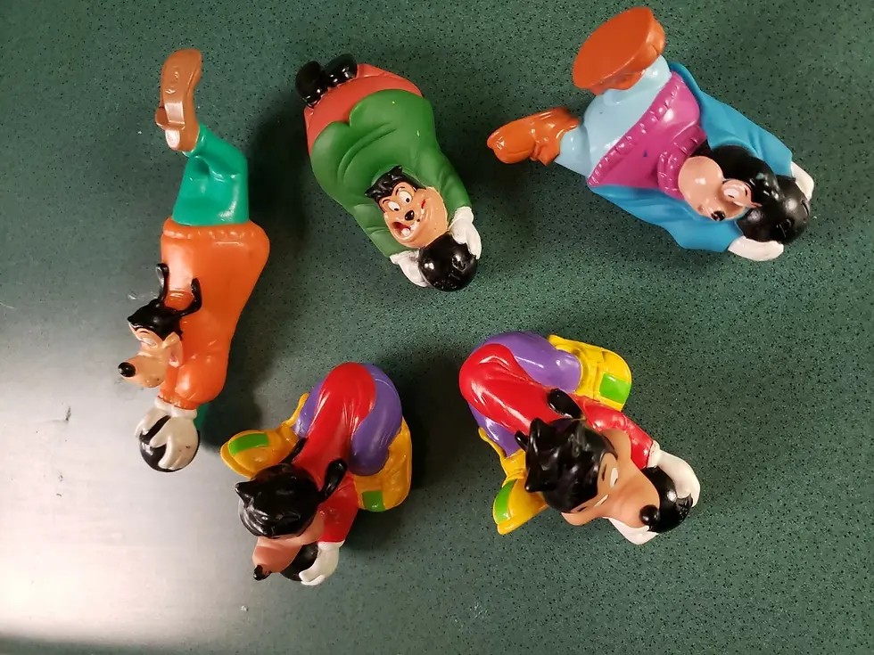 Thumbnail: 1994 Burger King Goof Troop Bowlers Set