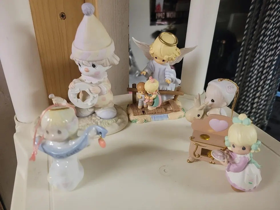 Thumbnail: Set of 13 Precious Moments Figurines No Boxes