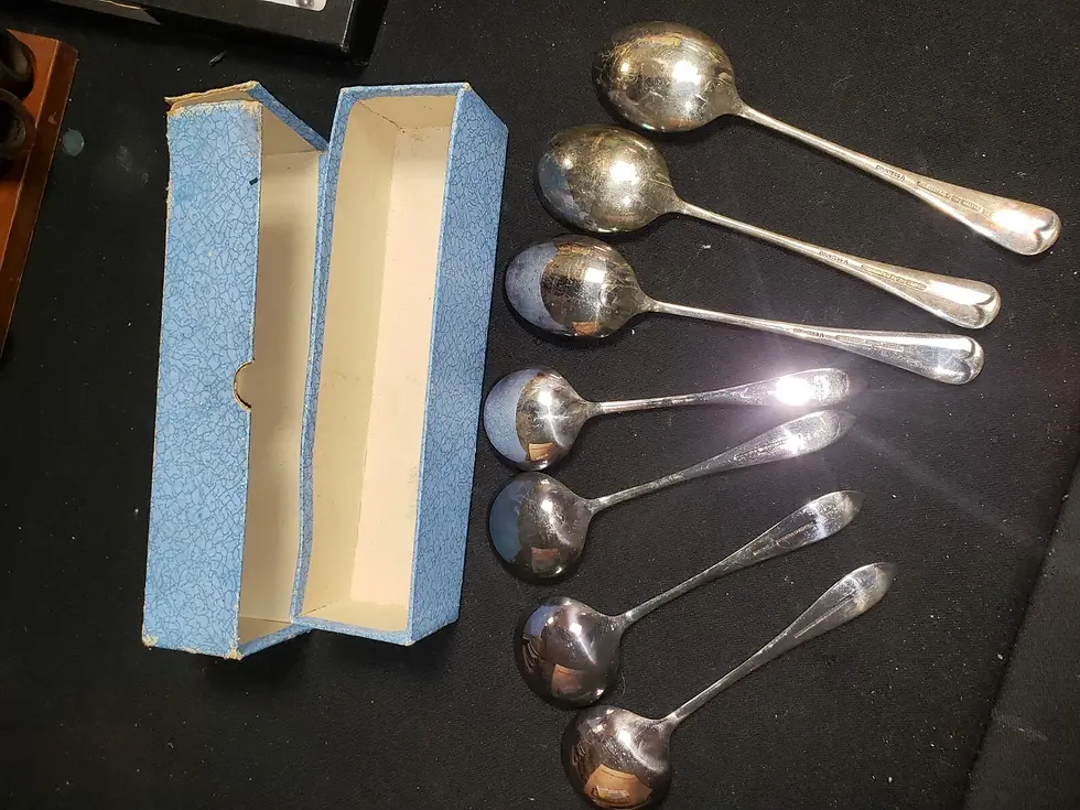 Thumbnail: 7 Silver Plate Countess Teaspoons Boxed