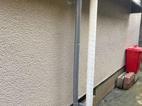 給水管　錆により水漏れ