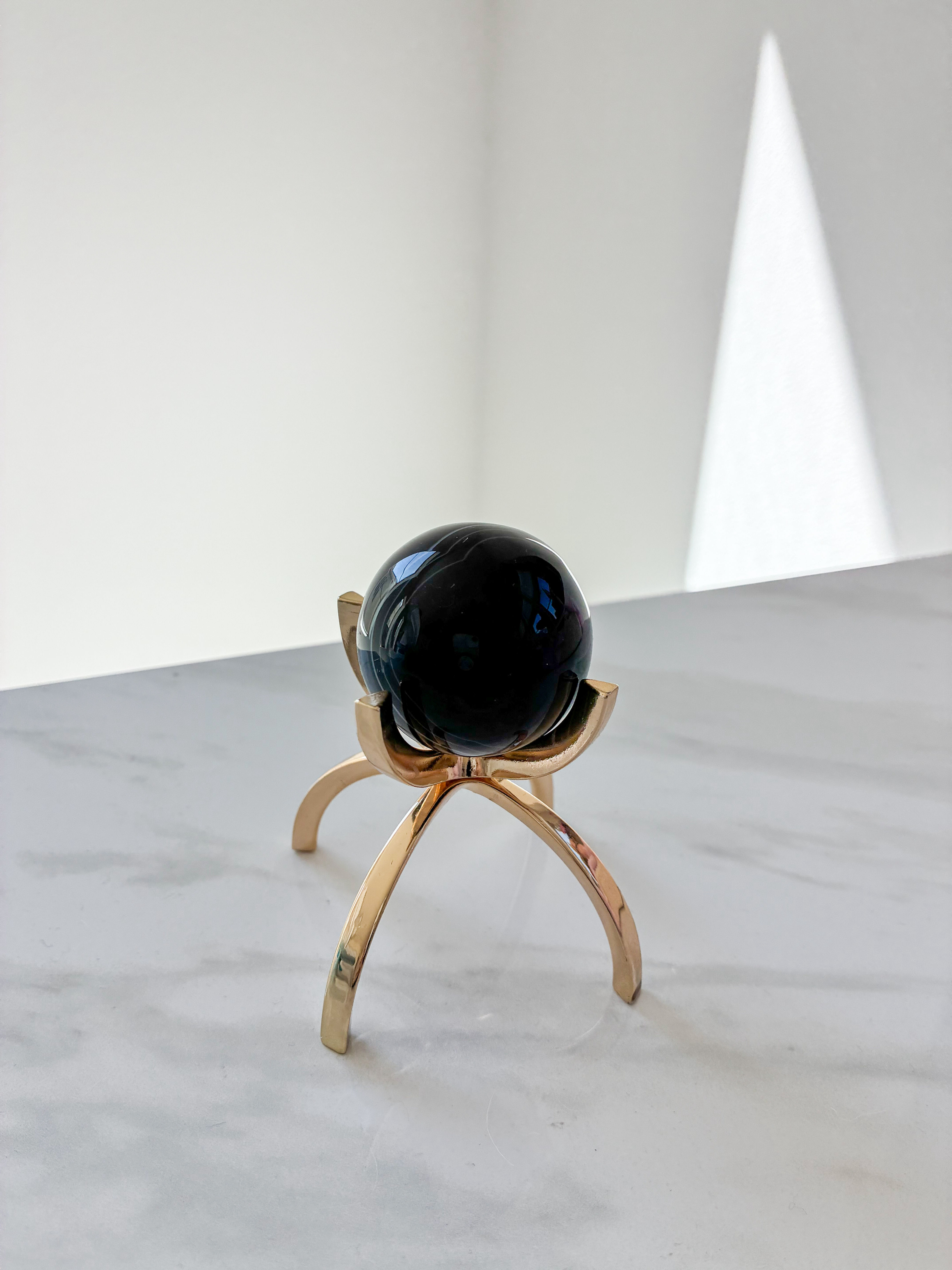 Black Onyx Sphere - with stand