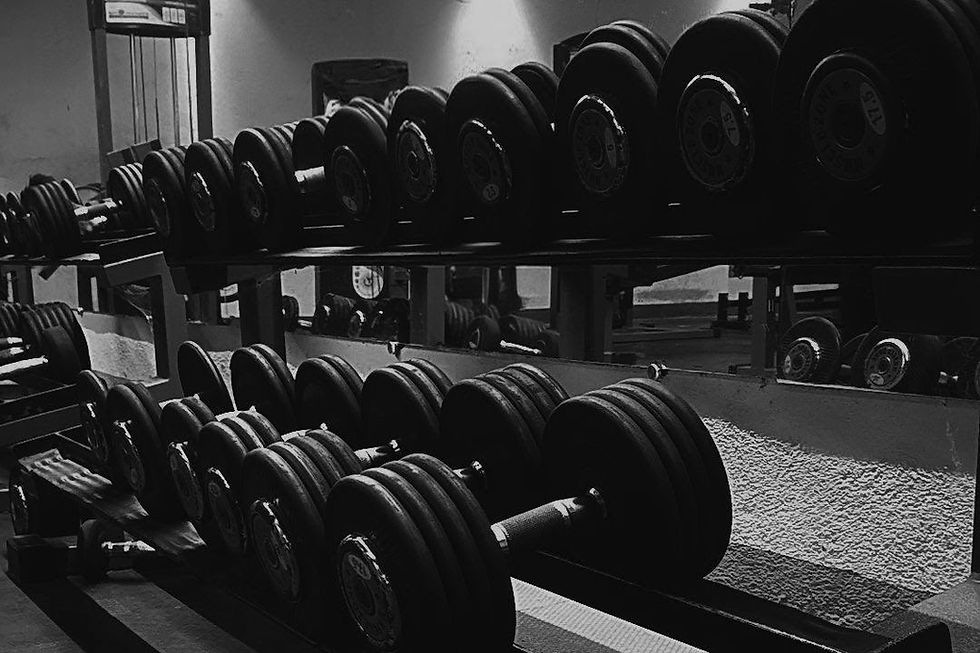 Sweating to the extremes: Lifting through black and white thinking.