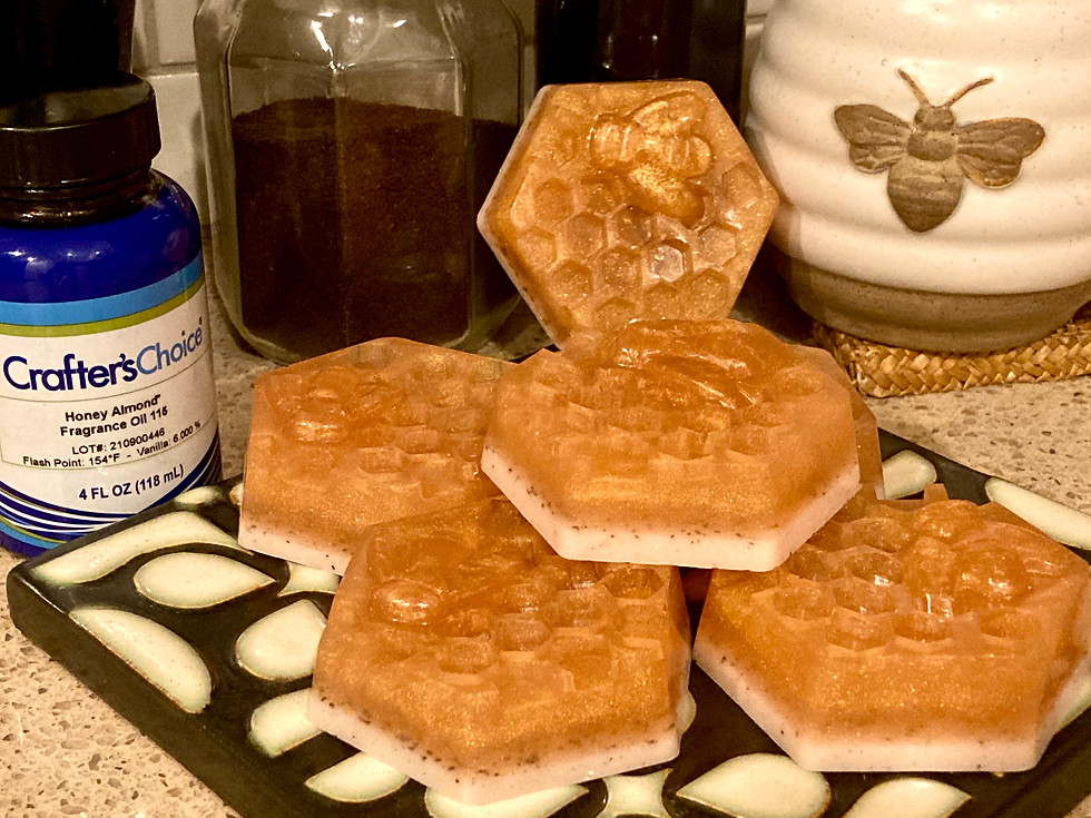 Thumbnail: Handcrafted Soap- Single Comb