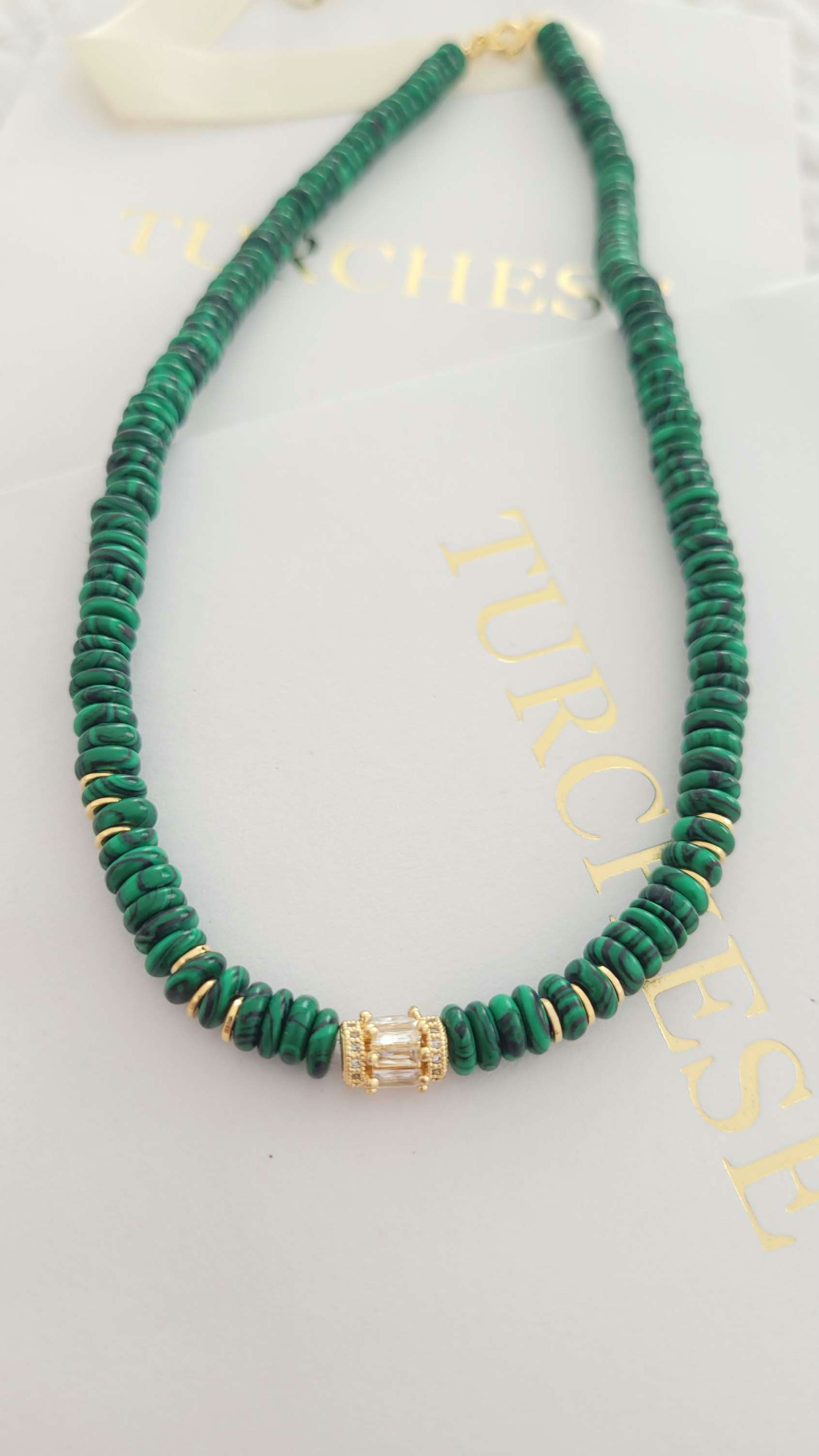 Collar de malaquita 