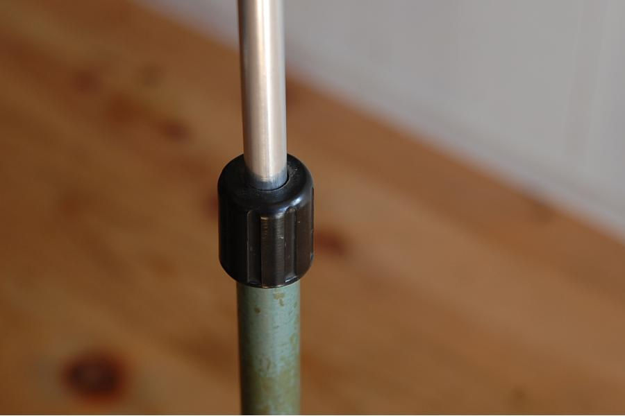 Thumbnail: 病院のスタンドライト