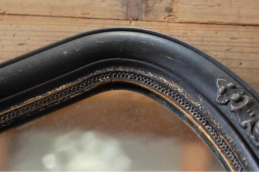 Thumbnail: 壁掛け鏡