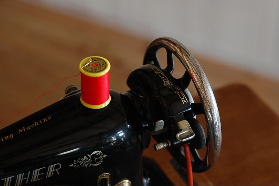 Thumbnail: ブラザー　足踏みミシン　HA1-B3