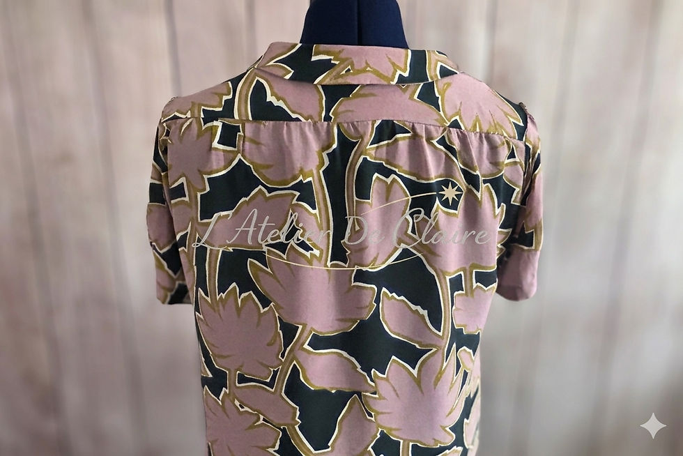 Thumbnail: Handmade 100% Pure Silk Flora Shirt