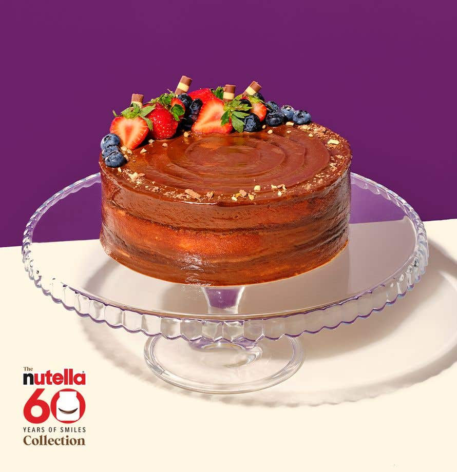 Glazed Berry Naked Cake with Nutella®