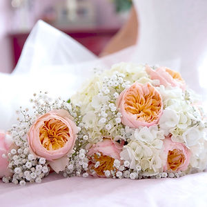 Bouquet de fleur de la mariée lors d'un mariage à Saint-Brieuc