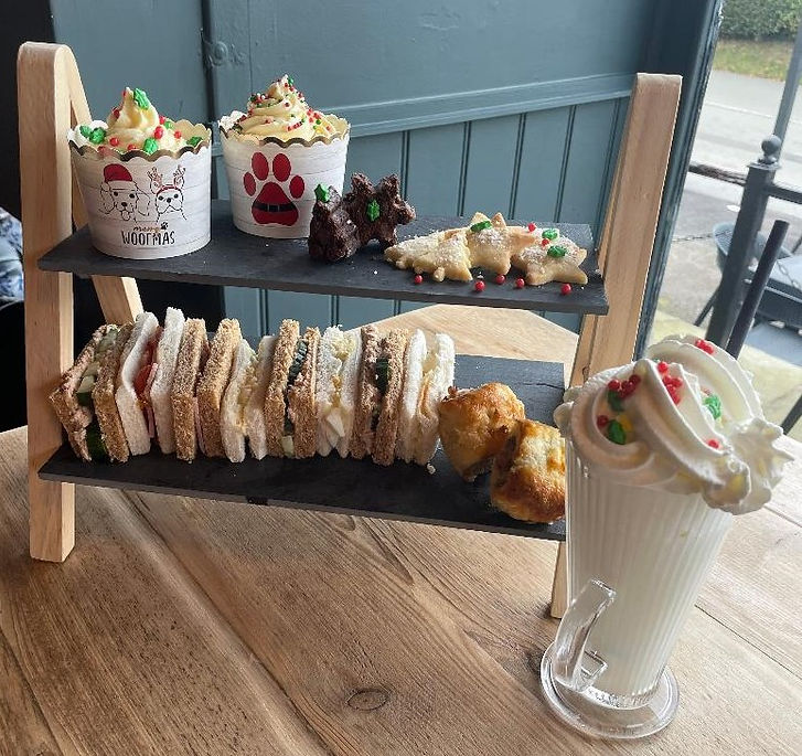 Pepperoni pizza served at Tilly's Bunburys