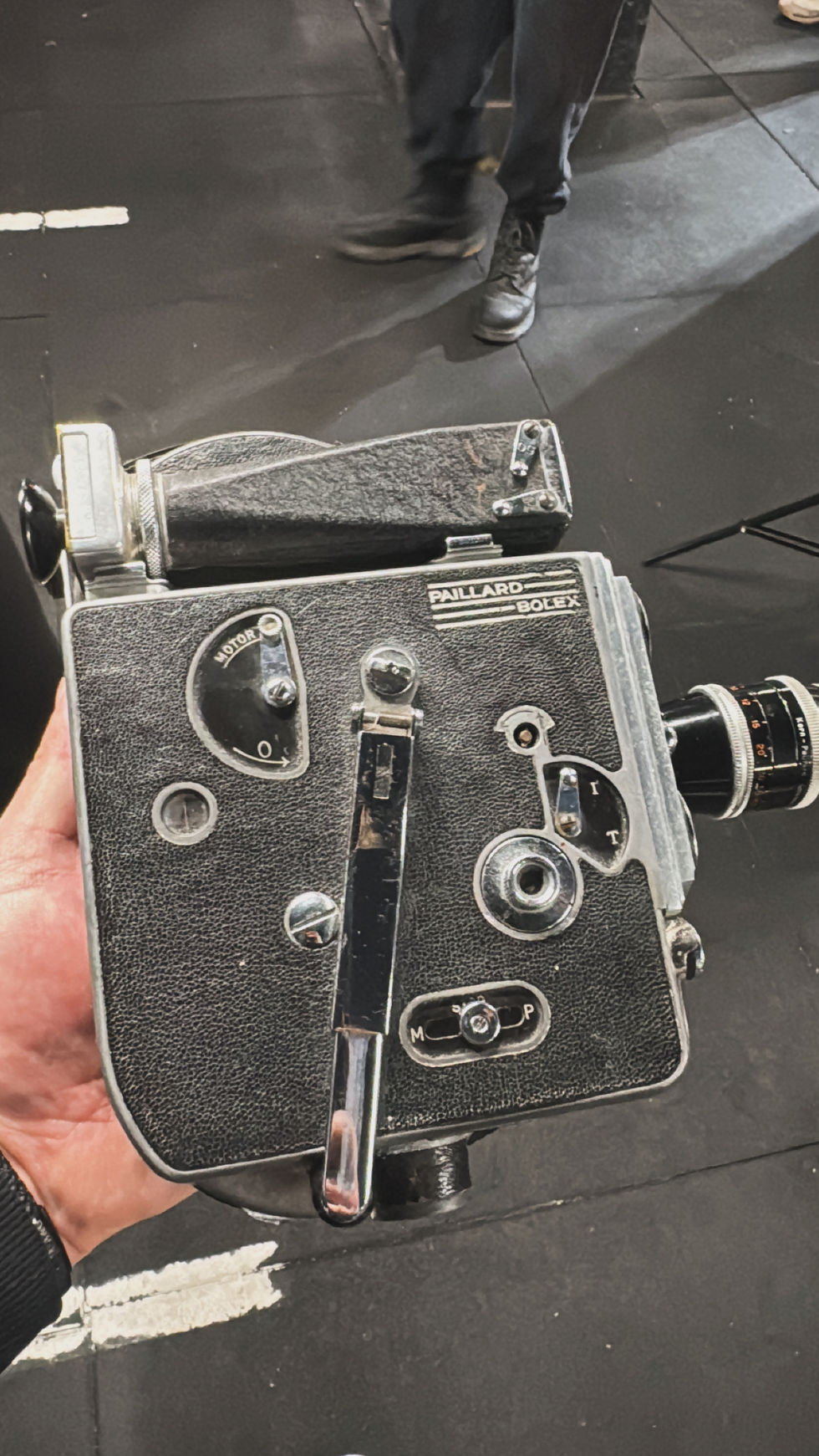 7DE6A9F3-8D9F-49A2-A363-480DCDAB1D29