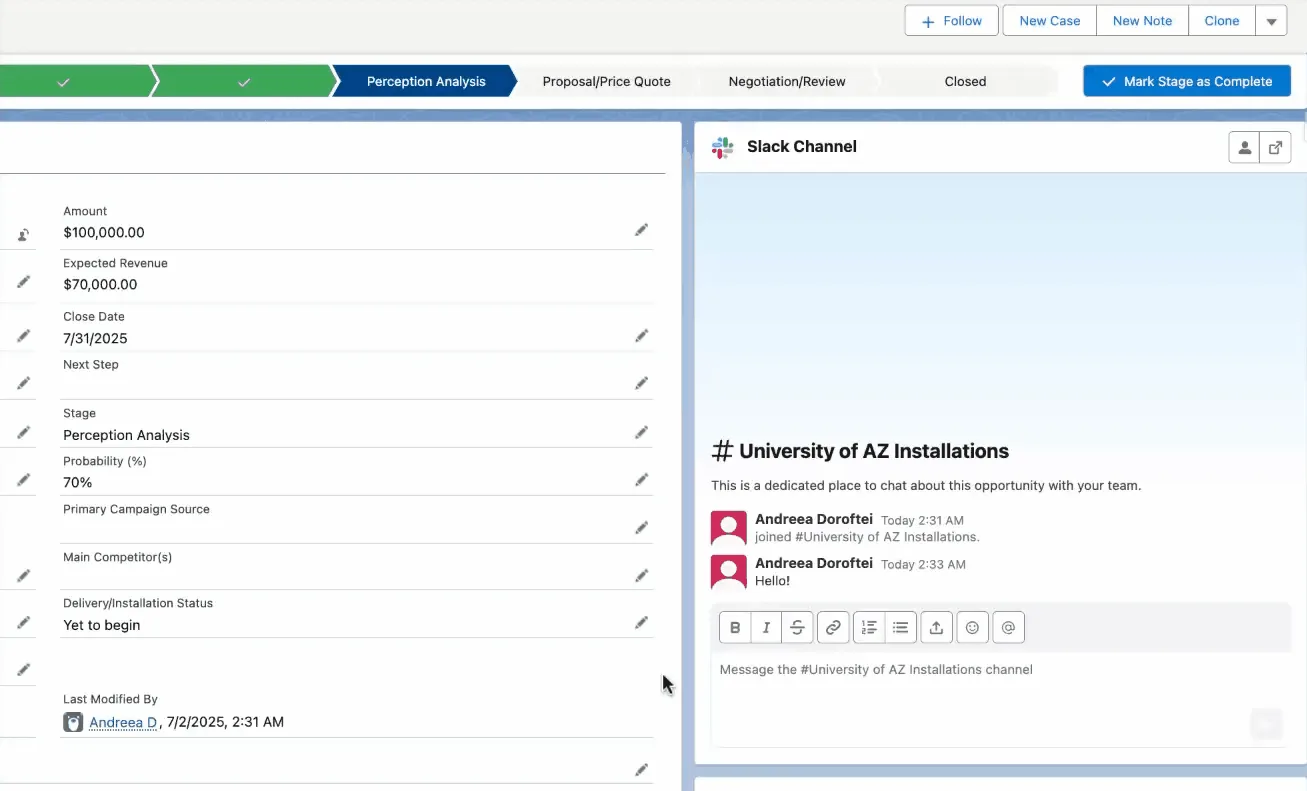 Giao diện Salesforce với kênh Slack bên phải. Hiển thị chi tiết cơ hội, doanh thu và trò chuyện nhóm