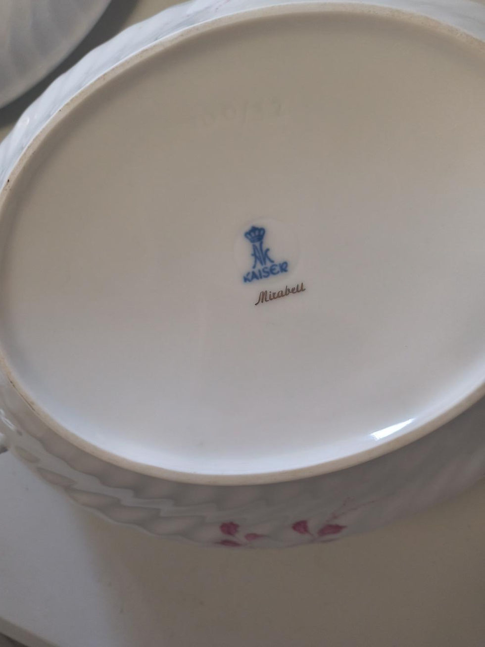 Thumbnail: Pair of vintage Kaiser Porzellan Mirabell Pink Rose Covered Tureens.