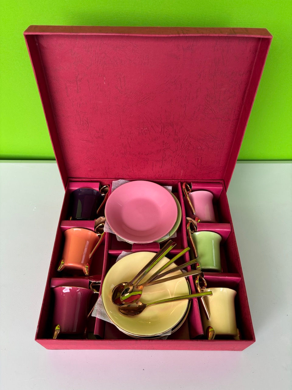Vintage Gold Tonic Tripode fine porcelain moka coffee set for six, with colourful cups, saucers, gold-tone spoons and origina