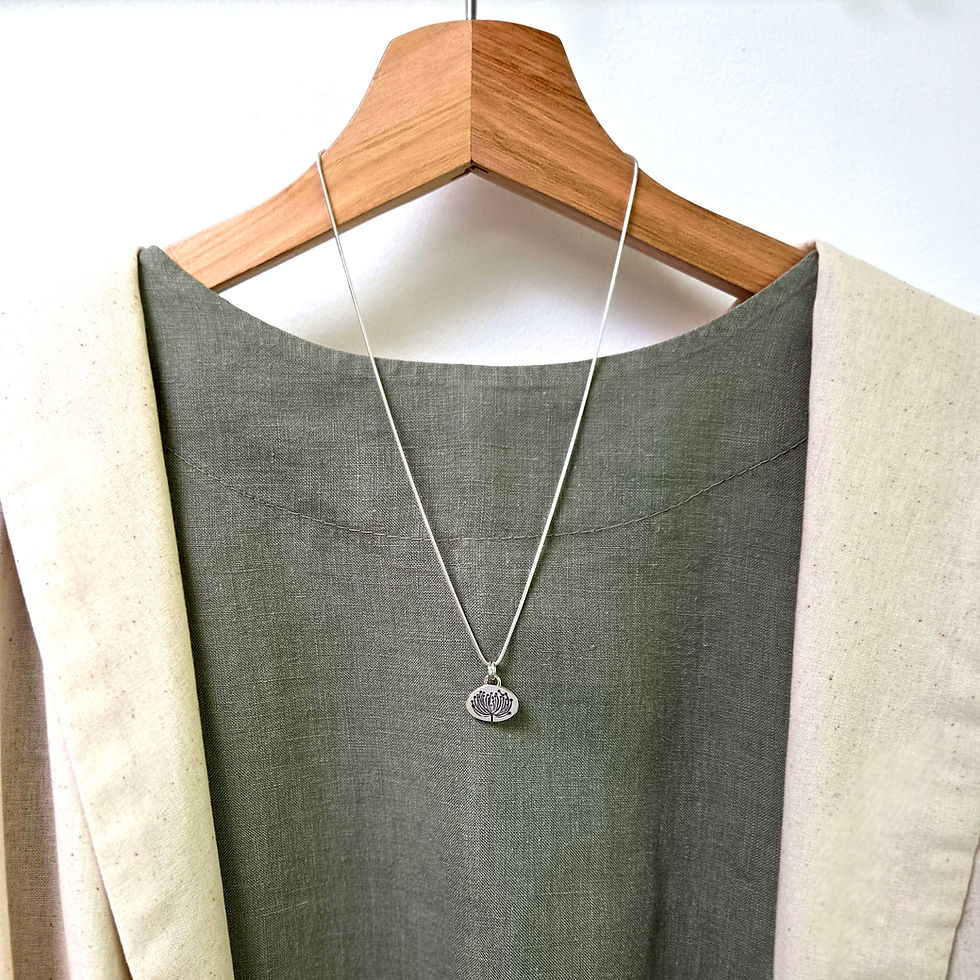 solid silver botanical necklace foe everyday
