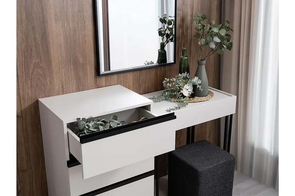 Küçük resim: KARO DOLUNAY YATAK ODASI