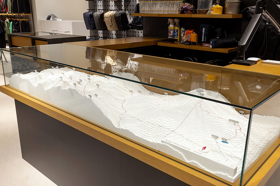 MAMMUT SHOP_05