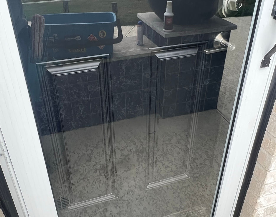 CYPRESS, TX | KATY, TX | FULSHEAR, TX | HOUSTON, TX | TOMBALL,TX |JERSEY VILLAGE, TX
WINDOW CLEANING
WINDOW WASHING
PRESSURE WASHING
CLEANING COMPANY 
MAKE READY
hard water removal