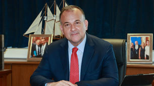 Γιάννης Παππάς: «Θεσμική στάση και υπεύθυνος πατριωτισμός». 