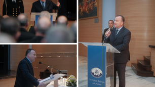 Στην κοπή της πρωτοχρονιάτικης πίτας των Επαγγελματικών Πλοιοκτητικών Φορέων Σκαφών Θαλάσσιου Τουρισμού Ε.Π.Ε.Σ.Τ., Π.ΕΝ.Ε.Τ.Η.Σ. & Σ.Ι.Τ.Ε.Σ.Α.Π. 