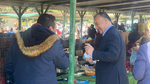 Γιάννης Παππάς: «καταργούνται η φορολογική και ασφαλιστική ενημερότητα για ανανέωση ή έκδοση άδειας στις λαϊκές αγορές»