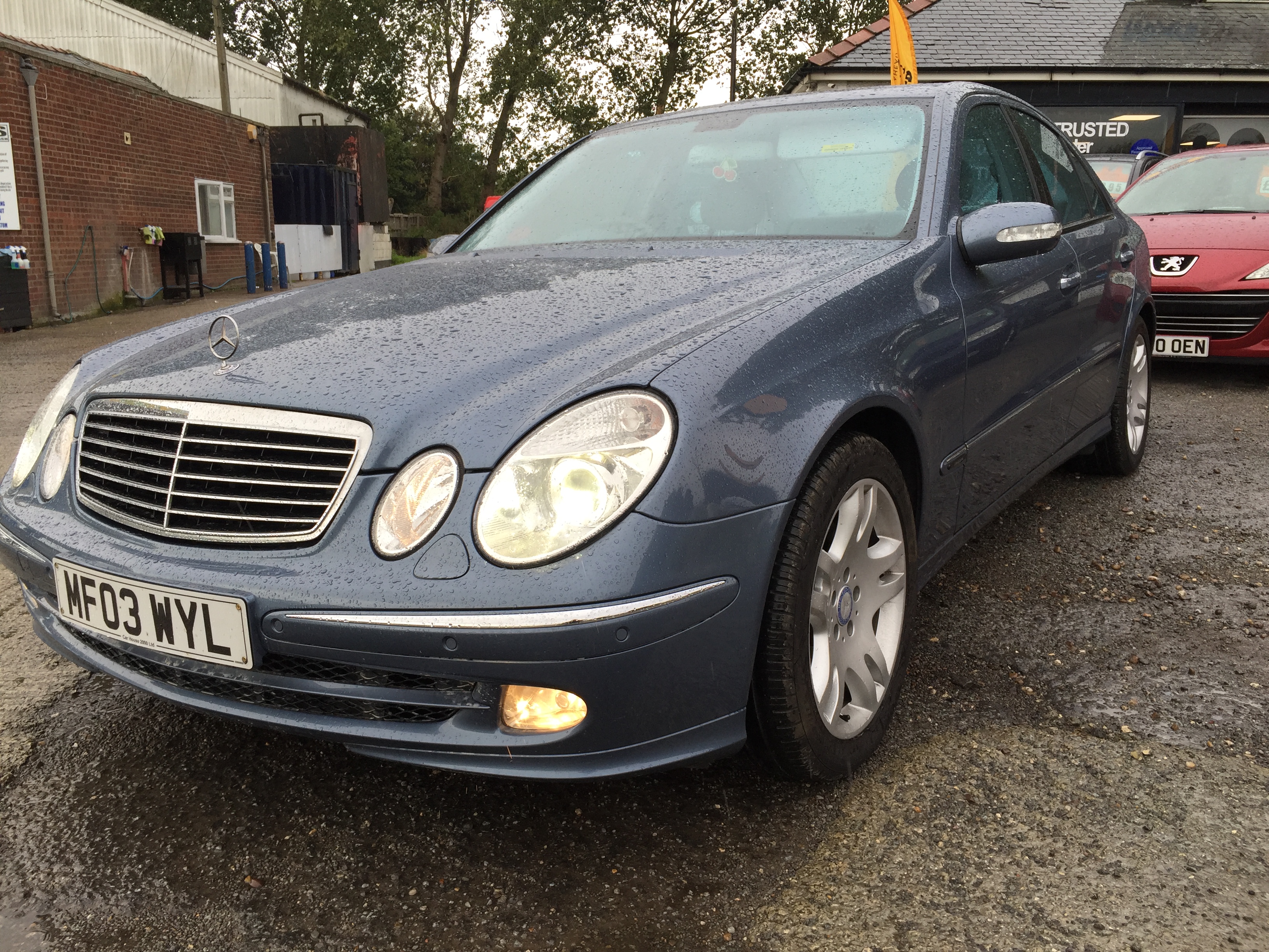 Mercedes E320 FSH NEW MOT