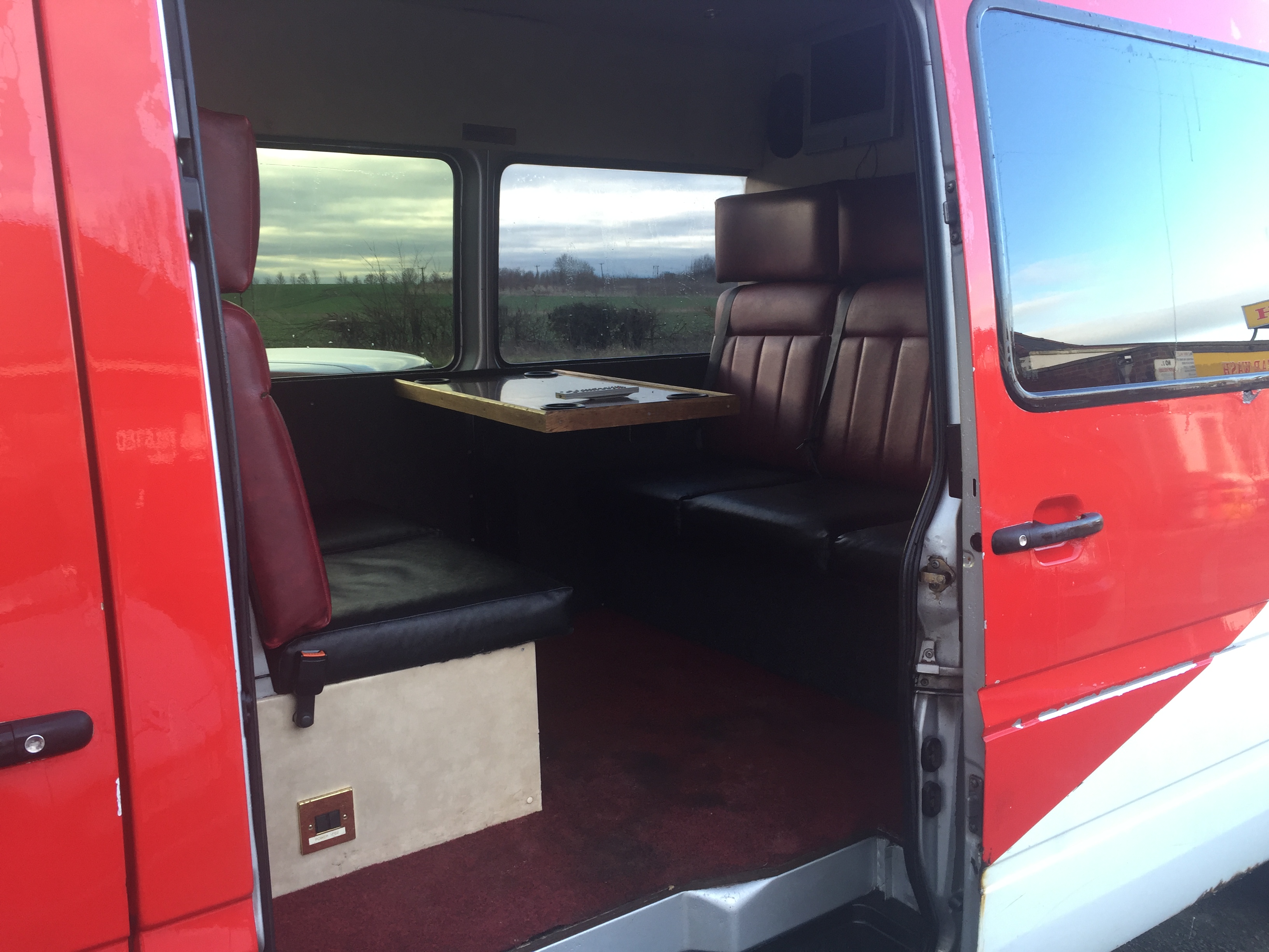 Mercedes Tour Van / Crew Van