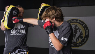 MUAY THAI KICKBOXING