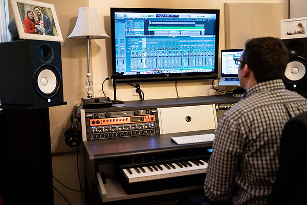 Studio (39 of 76).jpg