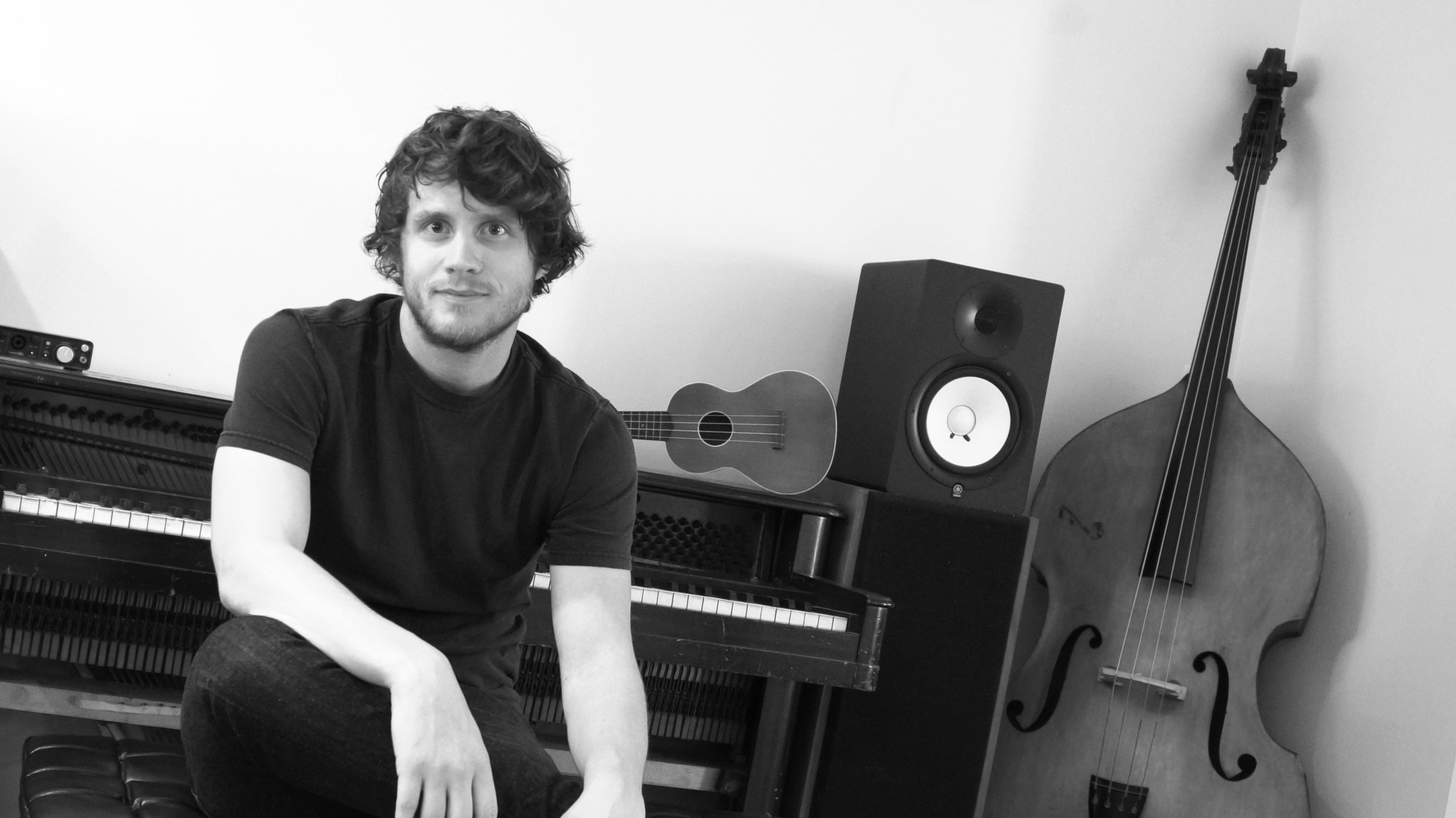 townsppl press shot - b&w