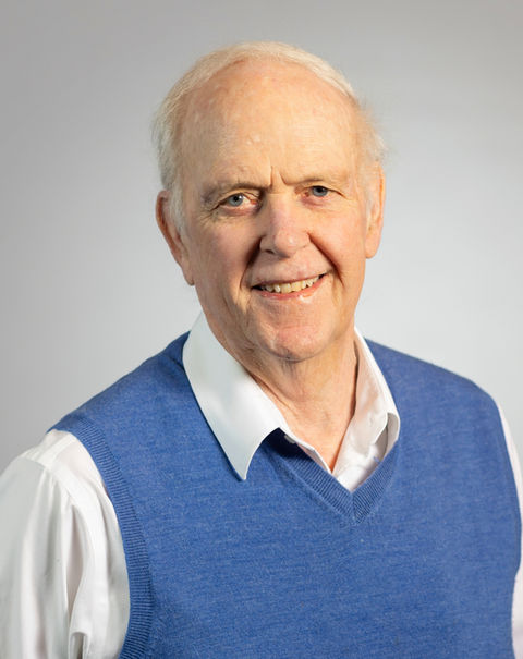 Industry veteran with over 60 years of advanced estate and business planning.
Eagle Scout. Officer in US Army ’67-’69. Avid bowhunter. All about his grandkids.