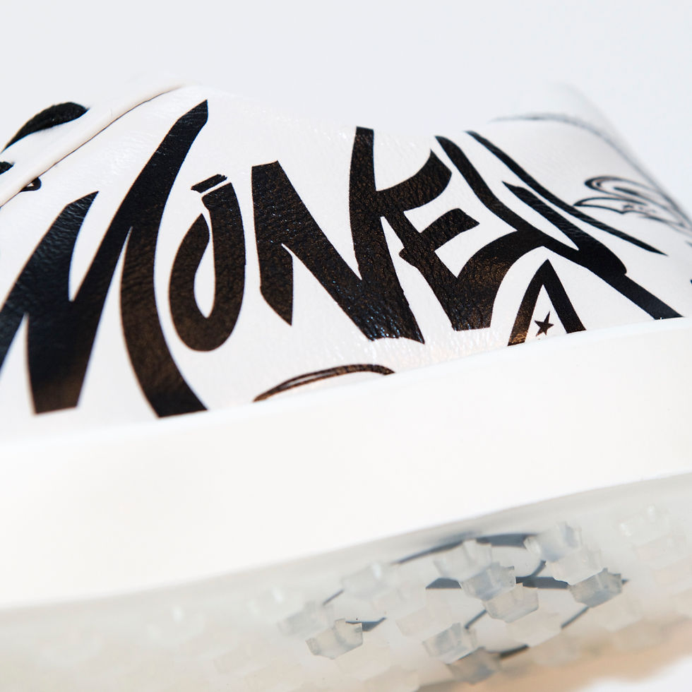 Diva Golfitti in White