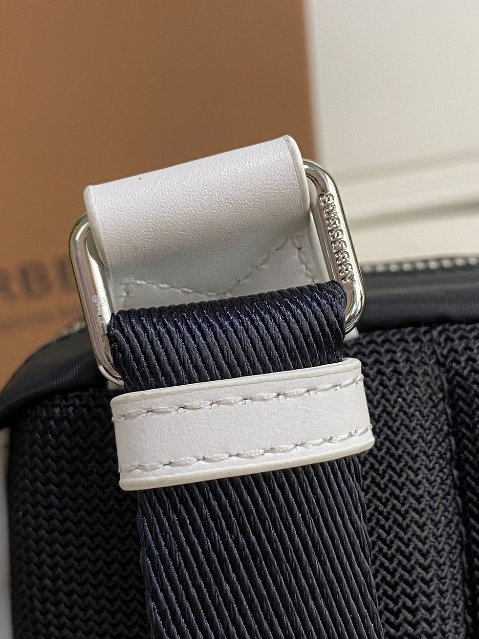 Miniature : SAC A POITRINE/DOS