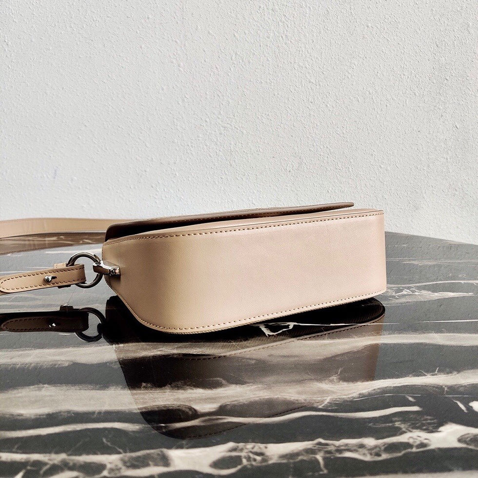 Miniature : SAC BANDOULIERE CUIR